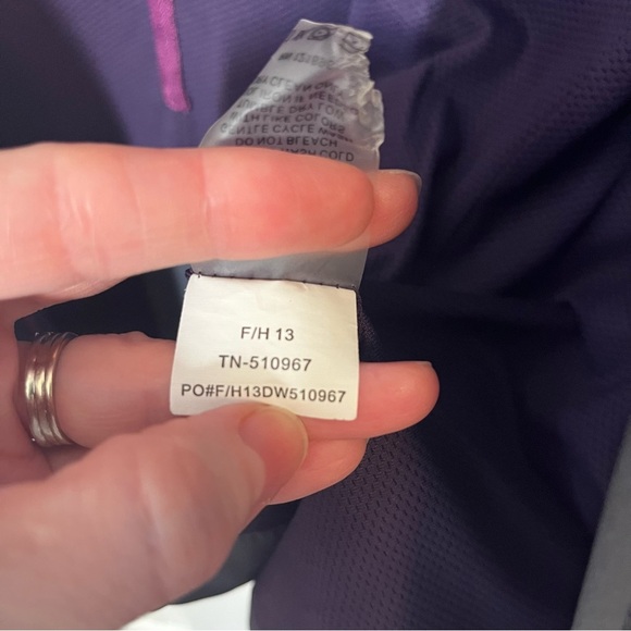 Title Nine Women's Mid-Length Gray Coat size Small - Picture 9 of 10